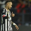Javno izvinjenje Nejmara zbog šamaranja saigrača