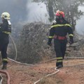 Vatrena stihija na Jadranu: Gori borova šuma na Visu, vatrogasci celu noć na terenu