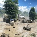 Zastrašujuća, ogromna bujica rušila mostove i puteve - nestajala su sela VIDEO