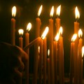Sutra su Letnje ili Duhovske zadušnice: Ispoštujte ovaj običaj i upalite sveće za pokojnike