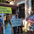 Protest pacijenata iz Paunove: Peto okupljanje u mesecu