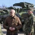 Vučević u Nikincima: Vojska Srbije iz dana u dan sve jača