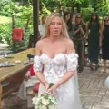 "Mlada kao Dončić": Prvi snimak sa tajnog venčanja Sergeja Trifunovića i lepe Isidore - Glumac podelio trenutak sa slavlja…