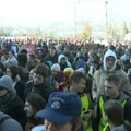 Protest ispred RTV-a: Traži se ostavka Nenada Ćaćića, pročitano i pismo sindikata RTS-a