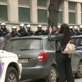 Još jedna skupština uz kordon policije: Gradonačelnik Niša potvrdio da policiju niko nije zvao