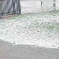 Aranđelovac i Lazarevac u ledu: Sve se beli kao da je zima, oluja napravila haos kakav dugo nismo videli (foto, video)