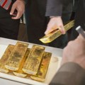 Vest o vraćanju 12 tona zlata u zemlju stara četiri godine, ali otkriva još jedan primer Vučićevog mešanja u rad NBS