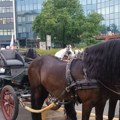 (Foto, video) fijakeri i zlatne žice svečano otvorili svetski festival tamburaške muzike Sutra u Novom Sadu peva Zvonko…