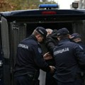 Uhapšena dvojica pripadnika kriminalne grupe u Beogradu, za dvojicom se traga