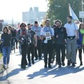 „Oni su uzdrmali vlast populističkog predsednika Aleksandra Vučića“: Analiza AP o šetnji studenta iz Novog Pazara