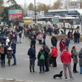 FOTO i VIDEO: Novosađani podržali Jaćimovića i blokirali autobusku stanicu, u ponedeljak okupljanje ispred Banovine