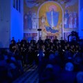 Koncert „Lux Aeterna“ u katedrali: Hor RTS-a pod upravom Olge Biserčić spojio srednji vek, molitvu i savremeni zvuk