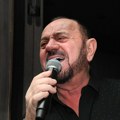 Она 29, а он 74 године: Миле није знао шта га је снашло кад је почела да меша, хаос у Елити 9