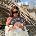 Lukasova bivša se baškari u Grčkoj: Grmi u bikiniju, oko nje suvi luksuz, na nogama japanke od 900 evra