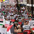 Лондон: Око 100.000 људи на про-палестинским демонстрацијама