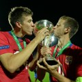Doneo Srbiji evropsko zlato golom u finalu, bio vunderkind, a onda nestao – sad se vratio u srpski fudbal