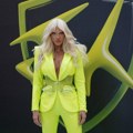 Izazvala oduševljenje prisutnih: Jelena Karleuša se pojavila u stilu svetskih zvezda prilikom druženja sa fanovima (foto)