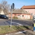 Škripa guma i noga na gasu! Bahati vozač BMW-a snimljen u blizini škole u Pančevu - mislio da se izvukao, a onda su ga…