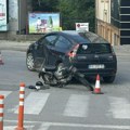Udes u Bresnici: Povređen vozač motorcikla