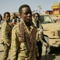 Dronom na civile: Najmanje 20 ljudi ubijeno a 50 ranjeno u napadu paravojnih snaga na zatvor u Sudanu