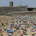 Redak fenomen iznenadio kupače usred toplotnog talasa u Portugalu (VIDEO)