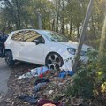 Nesreća na Banjici – automobil uleteo u grupu uličnih prodavaca