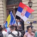 Ore se trubači, vijore se zastave Srbije i BiH! Snimak sa svadbe iz centra Kruševca oduševio čitav Balkan: "Čvrst dokaz da…