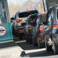 Haos na izlazu iz Srbije Nepregledne kolone vozila se formiraju, čeka se satima
