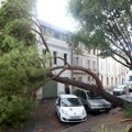 Grad veličine loptice napravio veliku štetu u regionu Ardeš