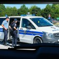 Alkoholisani policajac van dužnosti priveden na granici: "Naduvao" više od dva promila, odmah ga odvukli na trežnjenje