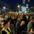 Vesela atmosfera na BEČEJ NOĆU: MARIJA ŠERIFOVIĆ i NENO BELAN oduševili publiku, PEVALI SVI UGLAS (VIDEO)