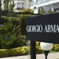 Skandal u Italiji: Policija otkrila eksploataciju radnika iz Kine u proizvodnji „Armani“ torbi