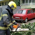 MUP o nevremenu u Srbiji: Zabeleženo više od 20 intervencija, u pojedinim mestima došlo do požara
