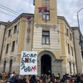 Nišlije za sat i po organizovale prevoz za svih 320 studenata u Beograd