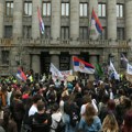 Vučića i njegovu odmazdu profesorima čuva Ustavni sud: Sudije primaju plate veće i od 900.000 dinara