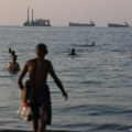 Ormuski moreuz: Ko će prvi da trepne?