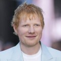 Ed Širan nastavlja turneju nakon povlačenja svih pratećih izvođača: Izlazi sam na binu usred neviđenog bojkota