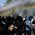 Demonstranti upali u Apelacioni sud! Žestoki sukobi demonstranata i policije u Albaniji, letele kamenice i suzavac: Rama…