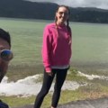 Đokovići odmaraju na rajskom ostrvu Jelena objavila video kako ona i Novak uživaju, bilo i upadanja u blato (video)