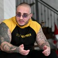 "Oslanjaju se na fakultet i platu od 50.000 dinara, ko im je kriv?" Reper izjavom sve razbesneo i priznao: "Roditelji su mi…