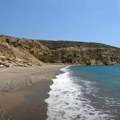 Alarm na grčkom ostrvu, jedna turistkinja se već bori za život: Ispitana voda u hotelima, rezultati su loši