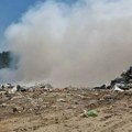 (Video) Zabrinjavajuće! Bukti Požar, gust dim došao do grada Građani Priboja se guše, teren nepristupačan, vatrogasci ne mogu…