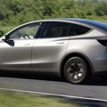 Tesla Model Y L sa šest sedišta