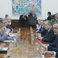 Vučić nastavlja konsultacije sa predstavnicima stranaka