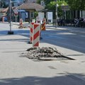 Kraj buci i opasnosti. Saniraju se oštećeni poklopci šahti u Boru