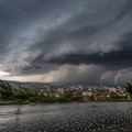 RHMZ izdao hitno upozorenje: Snažno nevreme u narednih sat vremena stiže u Kragujevac i Šumadiju