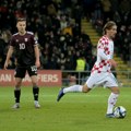 Hrvatska blizu evropskog prvenstva: Vatreni slavili u Letoniji i iskoristili kiks Velsa