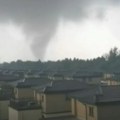 (VIDEO) Tornado pogodio delove Kine: Jedna osoba poginula, više desetina povređeno