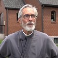 Oče Tarner, blagoslovi Amerikanac se zapopio, sad služi u crkvi Svete Petke (video)
