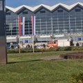 Uhapšen zbog uriniranja na mestu pomena žrtvama, tužilaštvo kaže da nema krivičnog dela